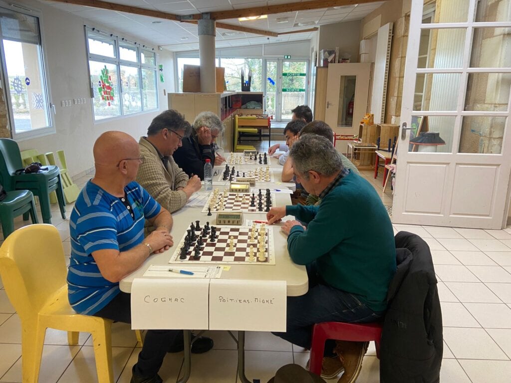 Dernière ronde d'interclubs: l'équipe 2 remporte son groupe img 20230403 wa0006