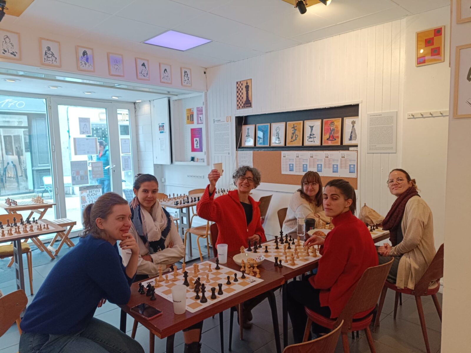 Le Pôle Féminin de Poitiers-Migné Échecs Pole Feminin 10 12 24 - Poitiers-Migné Échecs - Club d'échecs à Poitiers et dans la Vienne