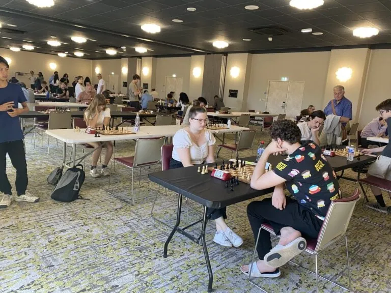 Open International Plaza Futuroscope 2026 – tournoi d’échecs près de Poitiers Audrey Fromherz face au MI Tom Decuignère à l’Open International Plaza Futuroscope 2026