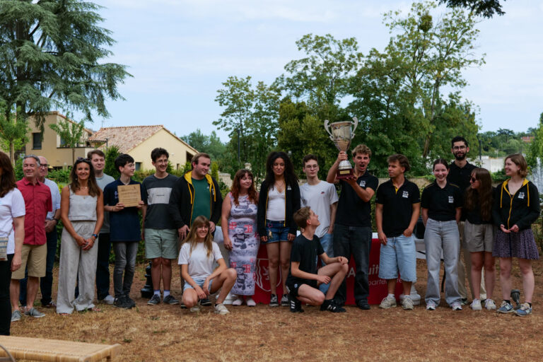La Coupe de la Parité est chez elle à Poitiers ! L'équipe de Poitiers-Migné Échecs remporte la Coupe de la Parité 2026 à domicile lors des Finales nationales.